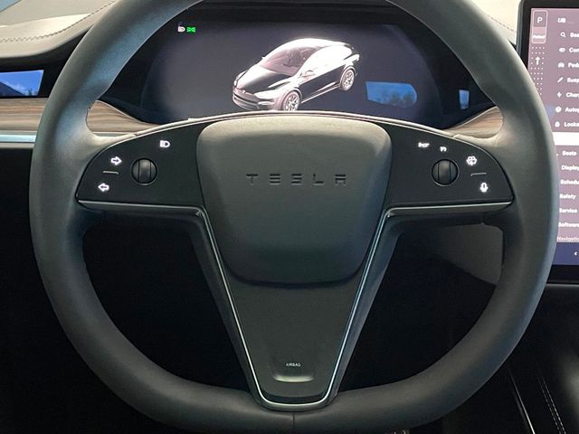 2023 Tesla Model X AWD - 22939352 - 26