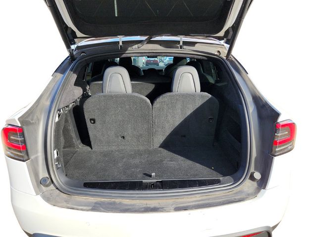 2023 Tesla Model X AWD with 6 Seat Interior and Yoke Steering Wheel - 22934285 - 16