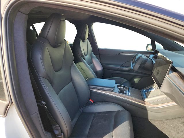 2023 Tesla Model X AWD with 6 Seat Interior and Yoke Steering Wheel - 22934285 - 18