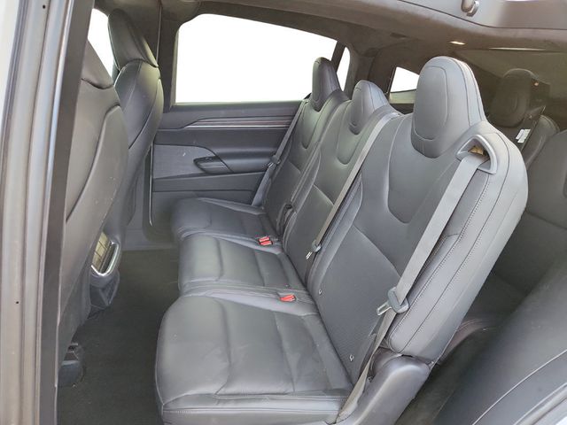 2023 Tesla Model X AWD with 6 Seat Interior and Yoke Steering Wheel - 22934285 - 22