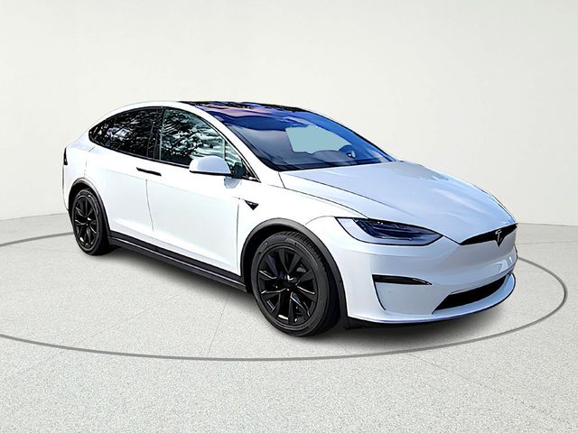 2023 Tesla Model X AWD with 6 Seat Interior and Yoke Steering Wheel - 22934285 - 7