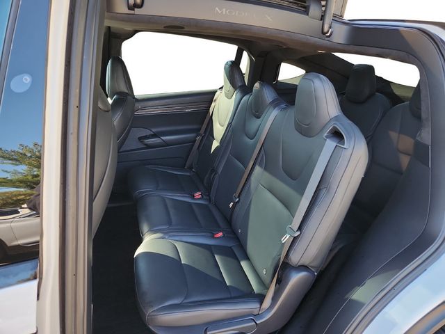 2023 Tesla Model X AWD with 7 Seat Interior and Yoke Steering Wheel - 22934616 - 10