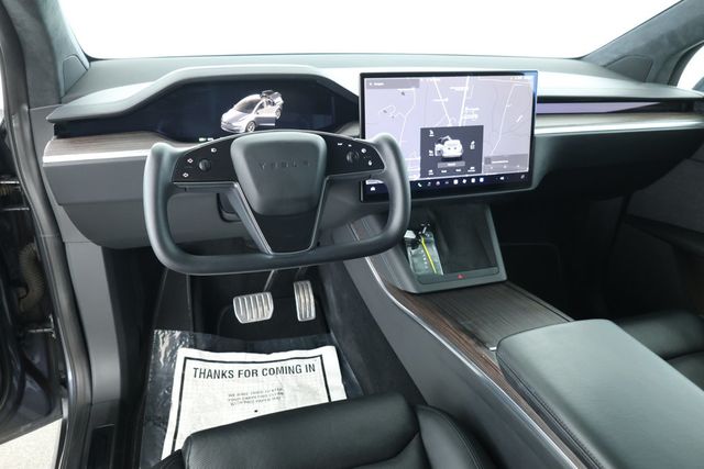 2023 Tesla Model X AWD with Yoke Steering Wheel - 22924064 - 10