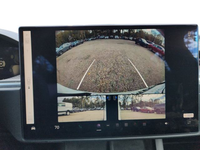 2023 Tesla Model X Plaid AWD with Yoke Steering Wheel - 22935443 - 19
