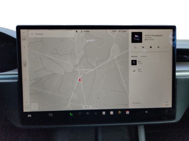 2023 Tesla Model X Plaid AWD with Yoke Steering Wheel - 22935443 - 20