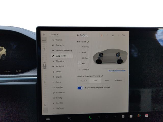 2023 Tesla Model X Plaid AWD with Yoke Steering Wheel - 22935443 - 25