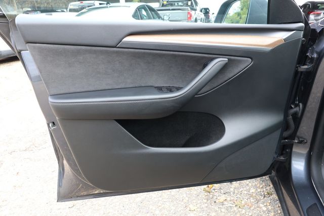 2023 Tesla Model Y Performance AWD - 22939934 - 10