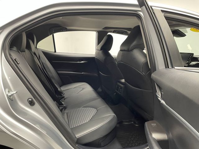 2023 Toyota Camry Hybrid SE CVT - 22922827 - 32