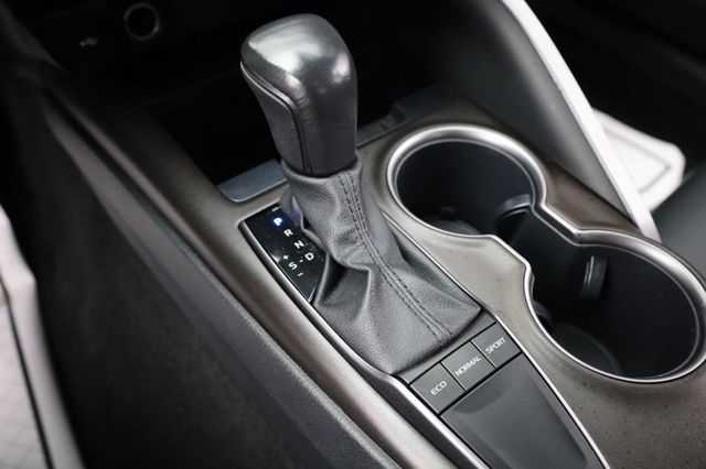 2023 Toyota Camry SE Automatic - 22935932 - 34