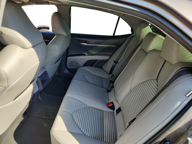 2023 Toyota Camry SE Automatic with Power Moonroof and Blind Spot Monitor - 22935174 - 9