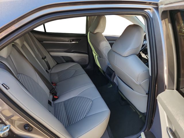 2023 Toyota Camry SE Automatic with Power Moonroof and Blind Spot Monitor - 22935174 - 10