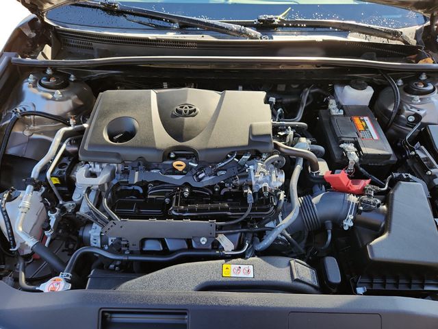 2023 Toyota Camry SE Automatic with Power Moonroof and Blind Spot Monitor - 22935174 - 24