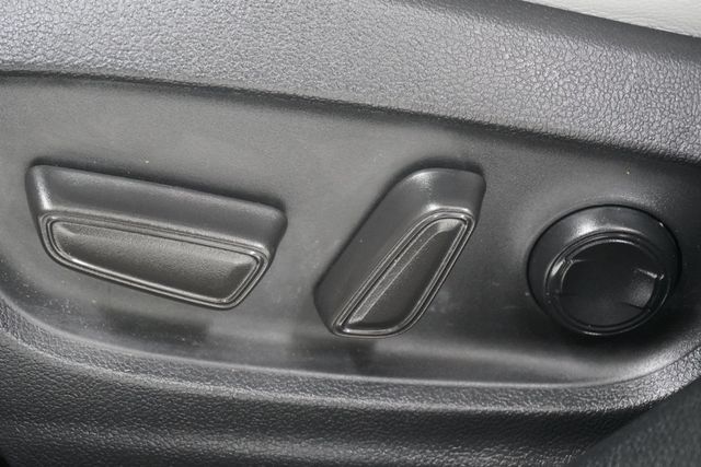 2023 Toyota Corolla Hatchback XSE CVT - 22830219 - 13