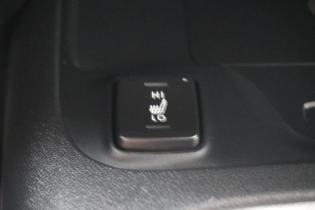 2023 Toyota Corolla Hatchback XSE CVT - 22830219 - 19