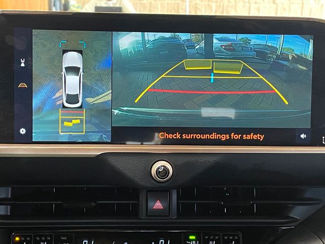 2023 Toyota Crown Limited AWD - 22936197 - 26