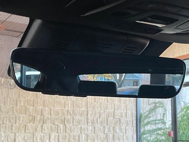 2023 Toyota Crown Limited AWD - 22936197 - 31