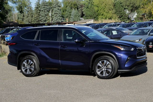 2023 Toyota Highlander ONE OWNER AWD HYBRID XLE W/ LEATHER, POWER MOONROOF - 22915616 - 0