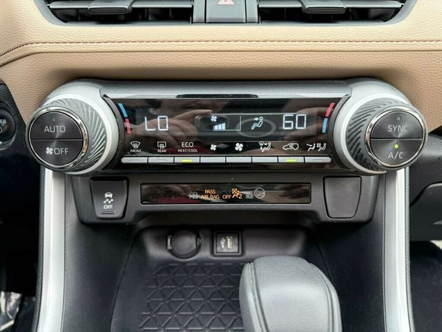 2023 Toyota RAV4 Hybrid XLE AWD - 22902233 - 29