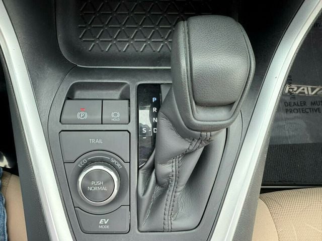 2023 Toyota RAV4 Hybrid XLE AWD - 22902233 - 34