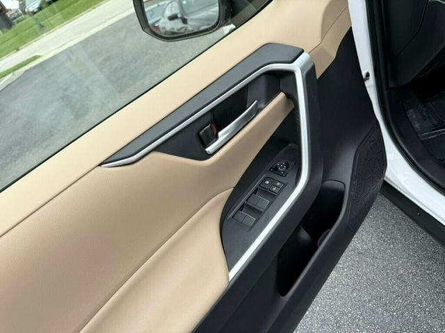 2023 Toyota RAV4 Hybrid XLE AWD - 22902233 - 35