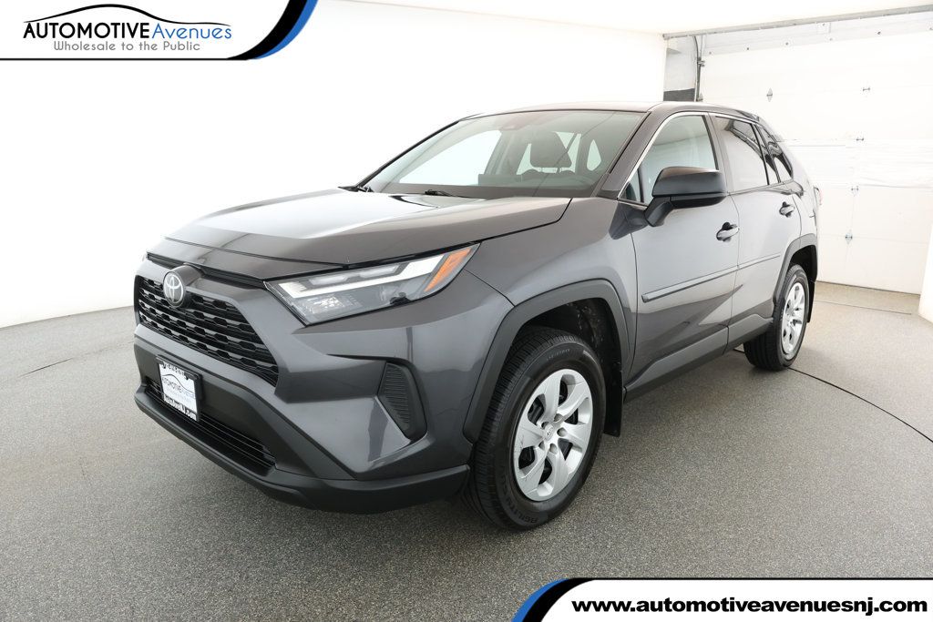 2023 Toyota RAV4 LE AWD - 22925132 | Video 1
