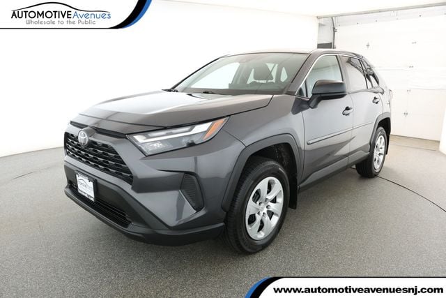 2023 Toyota RAV4 LE AWD - 22925132 - 0