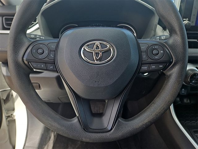 2023 Toyota RAV4 XLE FWD - 22815570 - 11