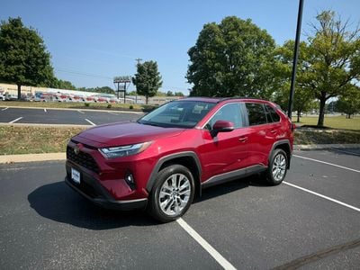 2023 Toyota RAV4 - 2T3C1RFV5PW293062