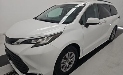 2023 Toyota Sienna