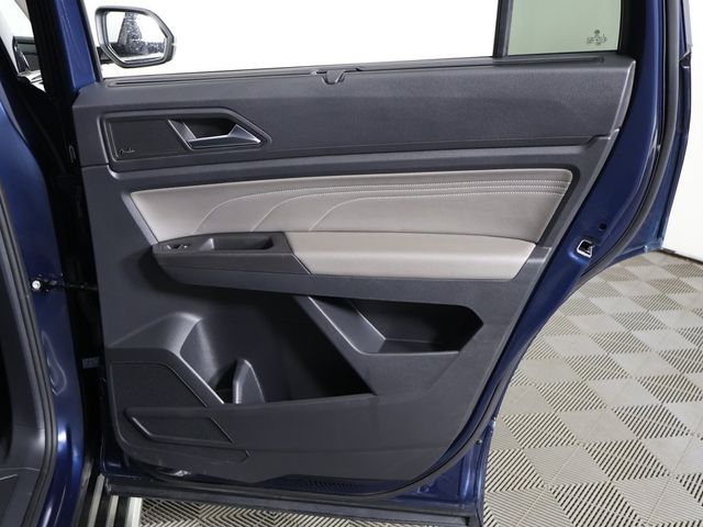 2023 Volkswagen Atlas 3.6L V6 SEL Premium R-Line 4MOTION - 22918535 - 31