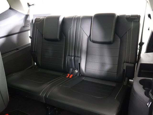 2023 Volkswagen Atlas 3.6L V6 SEL Premium R-Line 4MOTION - 22918535 - 42