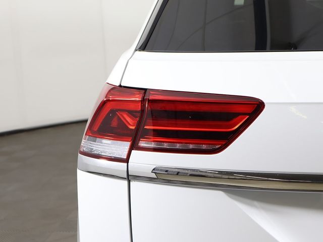 2023 Volkswagen Atlas Cross Sport 3.6L V6 SEL Premium R-Line 4MOTION - 22929166 - 18