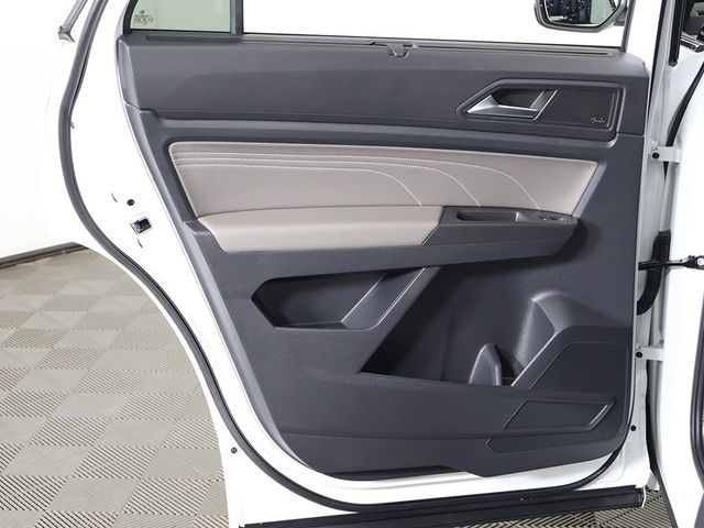 2023 Volkswagen Atlas Cross Sport 3.6L V6 SEL Premium R-Line 4MOTION - 22929166 - 29