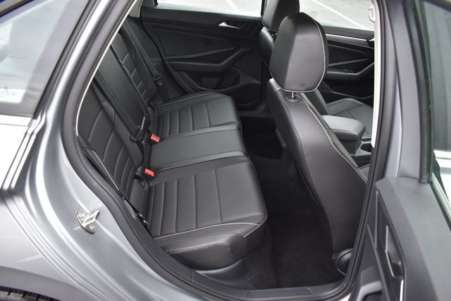 2023 Volkswagen Jetta SE Automatic - 22811326 - 25