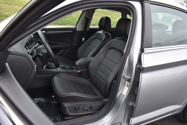 2023 Volkswagen Jetta SE Automatic - 22811326 - 2