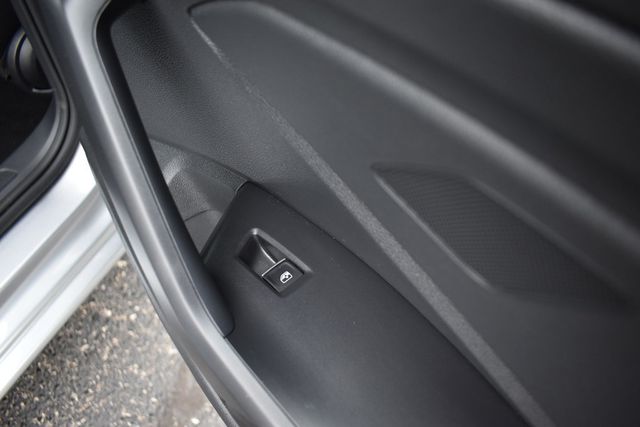 2023 Volkswagen Jetta SE Automatic - 22811326 - 29