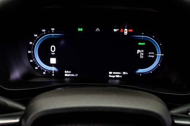 2023 Volvo C40 Recharge Pure Electric Twin eAWD Ultimate - 22890733 - 28