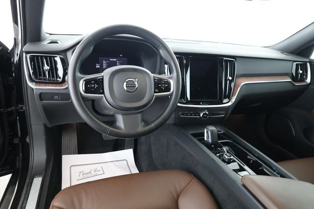 2023 Volvo V60 Cross Country B5 AWD Plus with Polestar Technology & harman/kardon Sound - 22871940 - 11