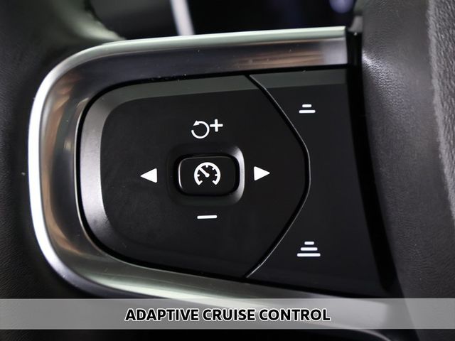 2023 Volvo XC40 B5 AWD Plus Dark Theme - 22932808 - 2