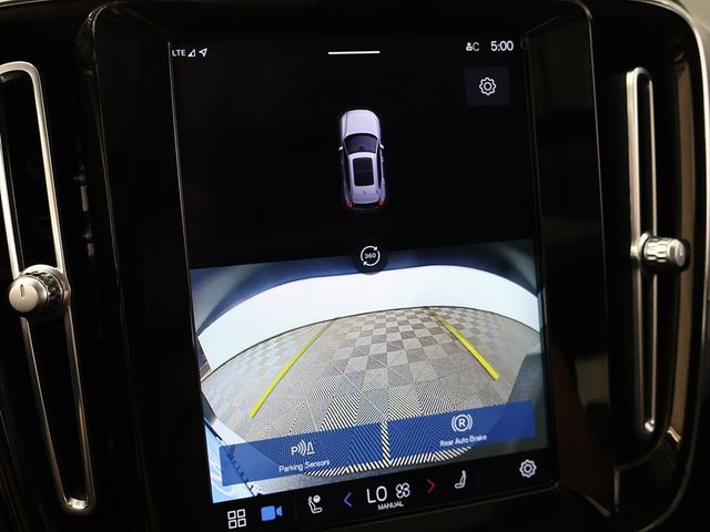 2023 Volvo XC40 B5 AWD Plus Dark Theme - 22932808 - 42