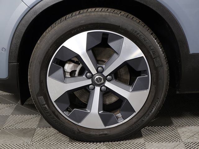 2023 Volvo XC40 B5 AWD Plus Dark Theme - 22932808 - 8