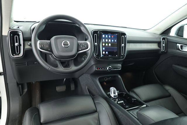 2023 Volvo XC40 B5 AWD Plus Dark Theme - 22893622 - 10