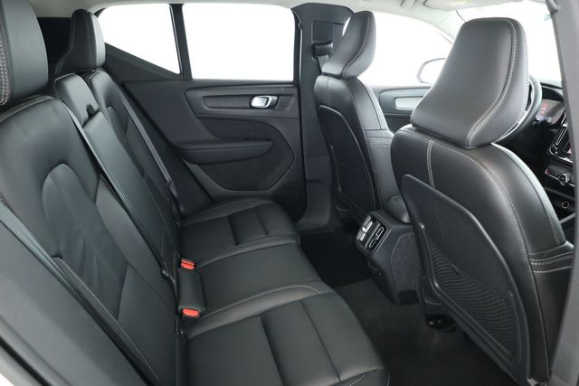 2023 Volvo XC40 B5 AWD Plus Dark Theme - 22893622 - 20