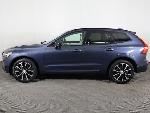 2023 Volvo XC60 B5 AWD Plus Dark Theme - 22931786 - 19
