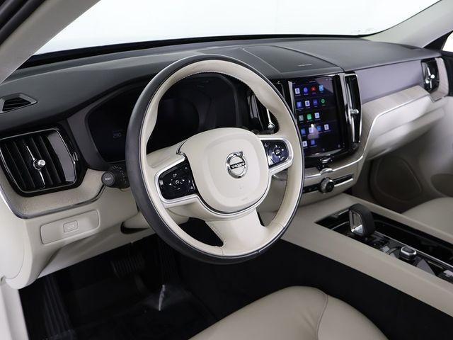 2023 Volvo XC60 B5 AWD Plus Dark Theme - 22931786 - 30