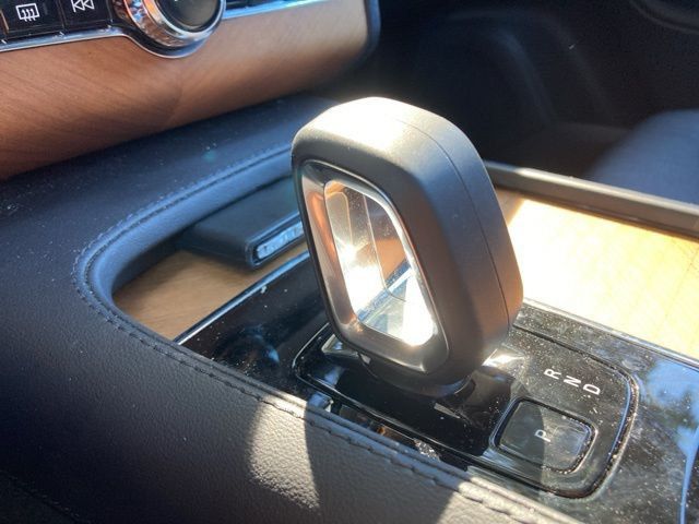 2023 Volvo XC90 B6 AWD Plus 7P - 22935365 - 29