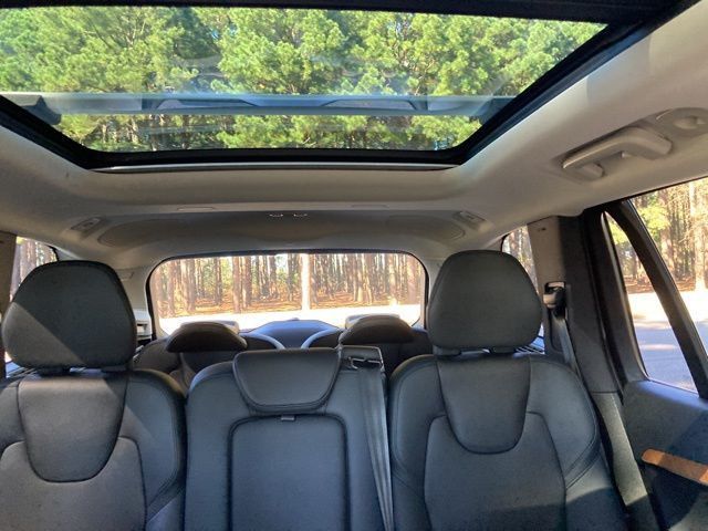 2023 Volvo XC90 B6 AWD Plus 7P - 22935365 - 31