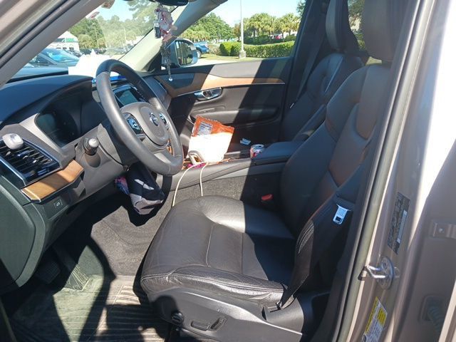 2023 Volvo XC90 B6 AWD Plus 7P - 22935365 - 4