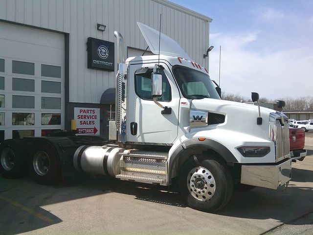 2023 Western Star 49X 2023 WESTERNSTAR 49X DAYCAB - 22800203 - 4