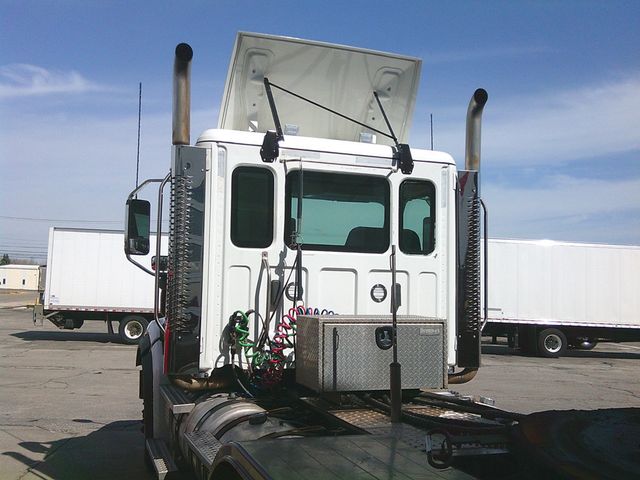 2023 Western Star 49X 2023 WESTERNSTAR 49X DAYCAB - 22800203 - 8